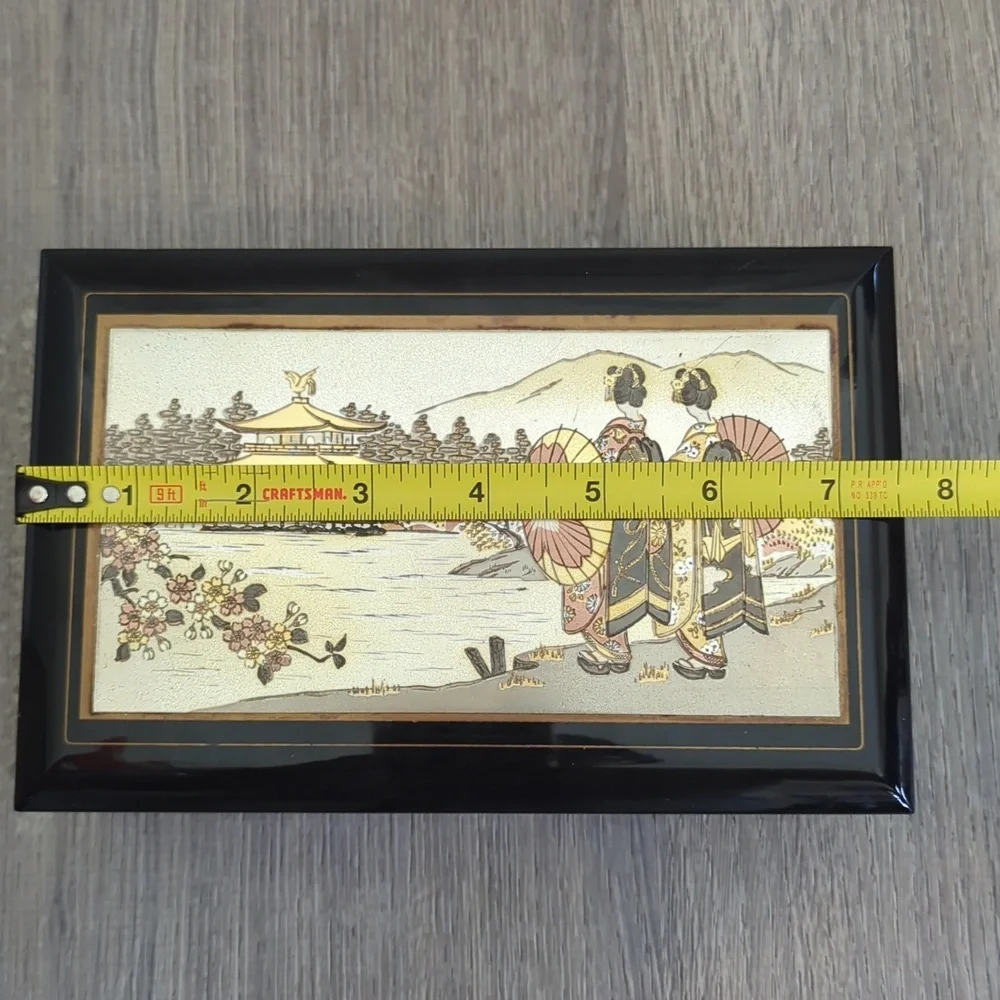Vintage Japanese Chokin Lacquered Jewelry Music Box